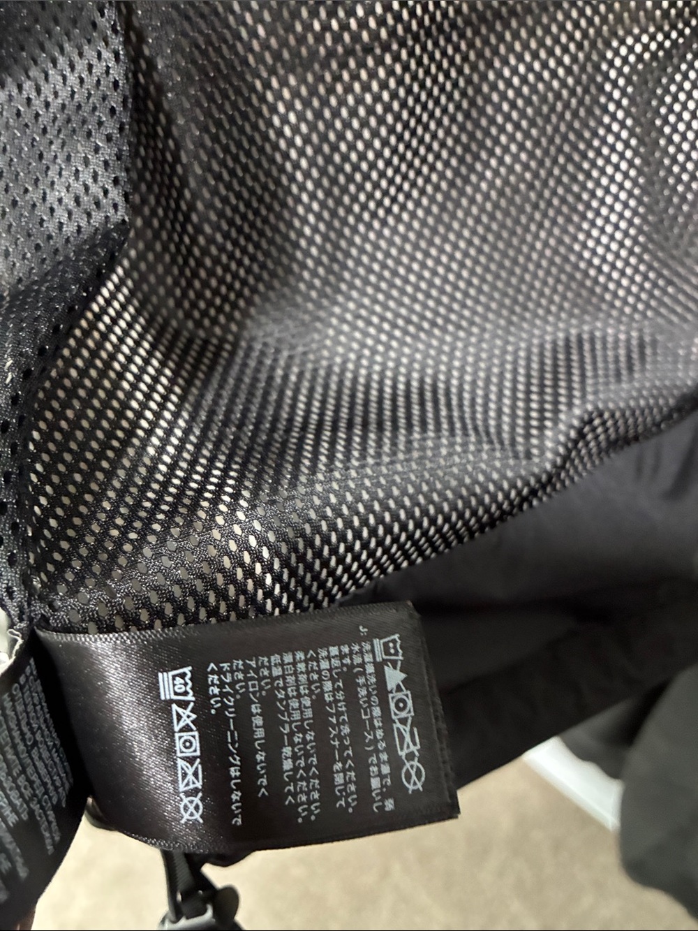 The North Face x Supreme Cargo Jacket - Picture 7 of 10